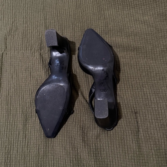 Zara Black Slingback Heels - Picture 4 of 4